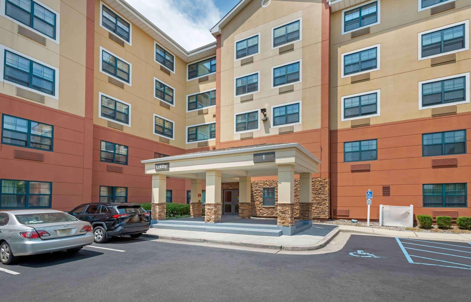 Extended Stay America Suites - Secaucus - Meadowlands Eksteriør billede