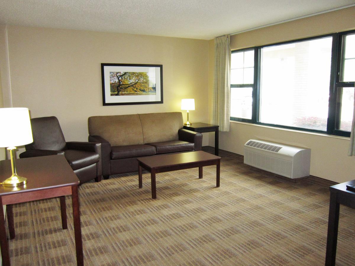 Extended Stay America Suites - Secaucus - Meadowlands Eksteriør billede